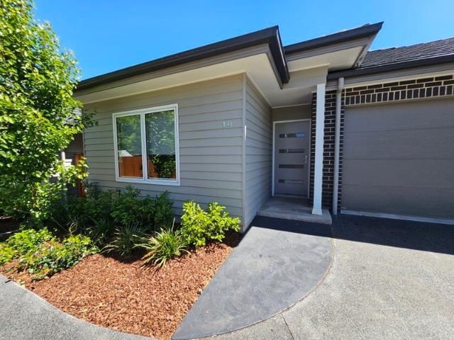 Villa for rent in Manchester Square, New South Wales