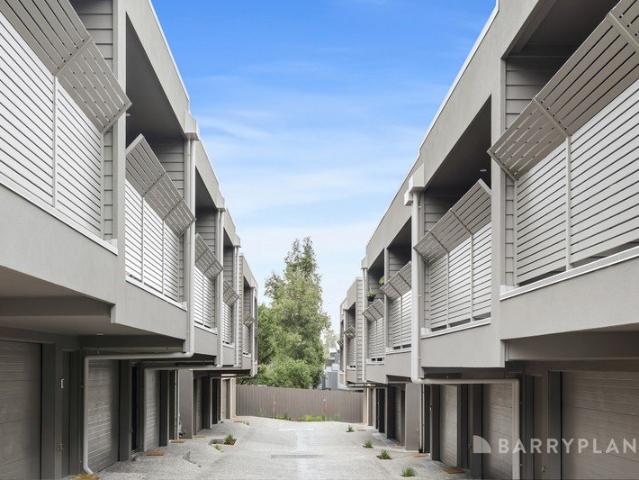 Townhouse for rent in Camerons Creek, Victoria