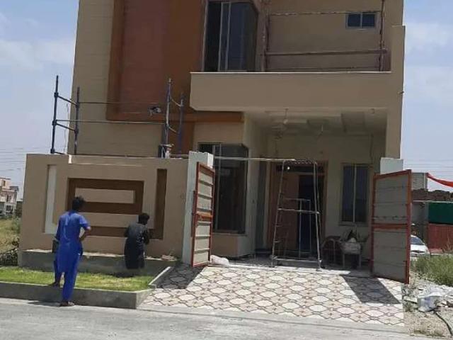 House for sale in Faisalabad, Islamabad Capital Territory