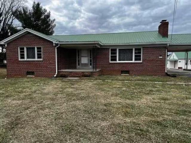 House for rent in Inwood
