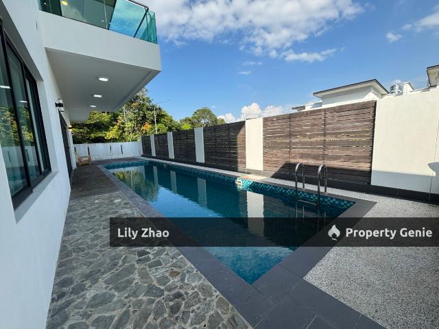 Bungalow for rent in Likas, Sabah