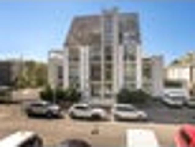 Apartment for sale in Heathcote, Canterbury