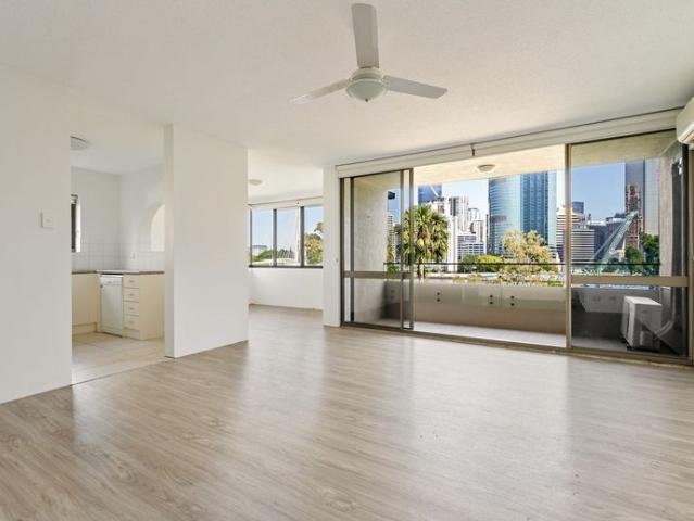 Apartment for rent in Toombul, Queensland