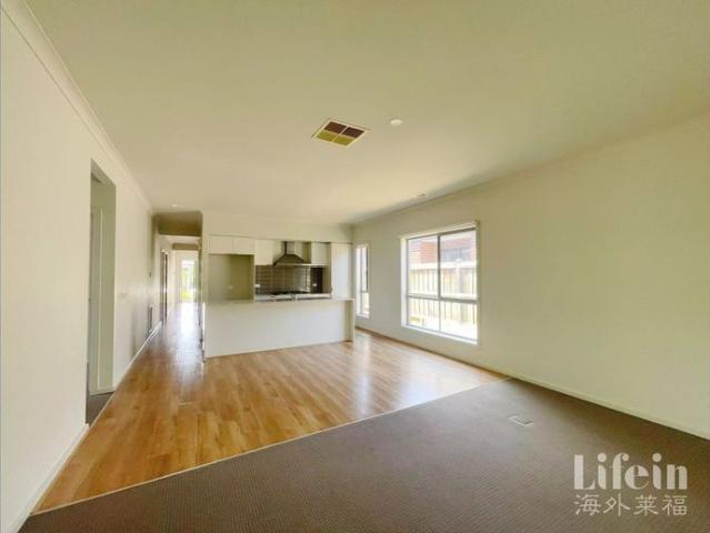 House for rent in Upper Point Cook, Melbourne