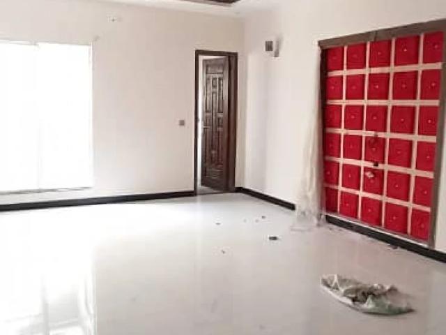 House for sale in Johar Town, سمسانی کھوئی