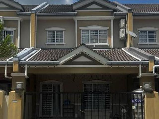 Terraced House for sale in Kuching