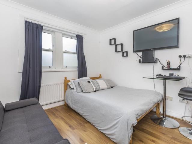 Studio for rent in Royal Borough of Kensington and Chelsea, Greater London