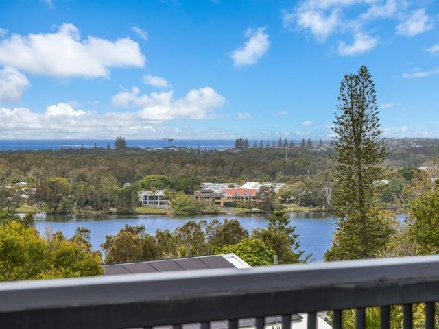 House for sale in Banora Point, New South Wales