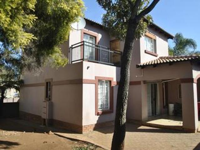 Townhouse for sale in Germiston