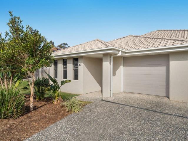 Duplex for rent in Gleneagle, Queensland
