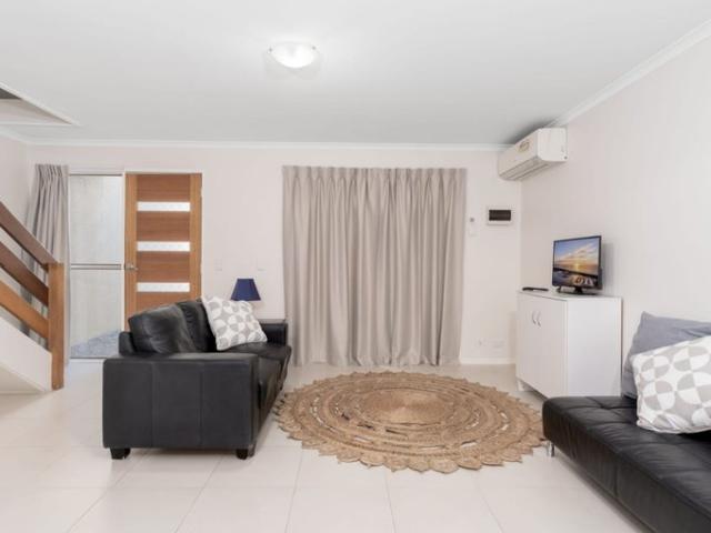 Townhouse for rent in Toombul, Queensland