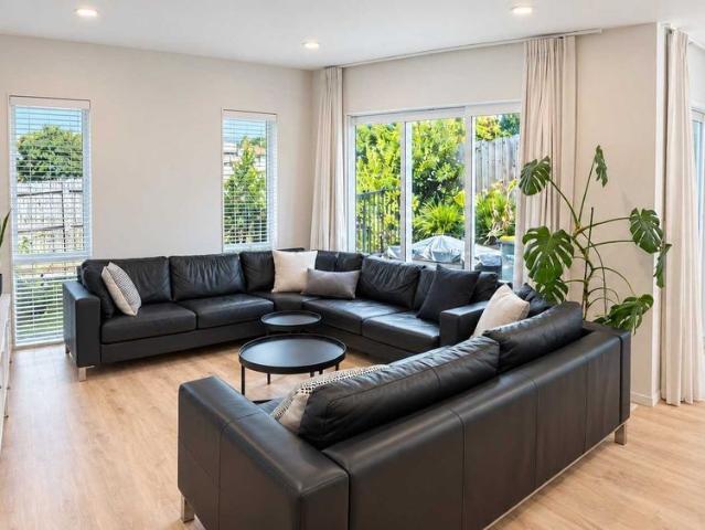 House for rent in Little Manly, Hibiscus and Bays