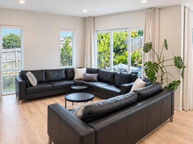 House for rent in Little Manly, Hibiscus and Bays