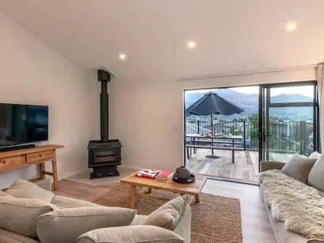 House for rent in Otakou