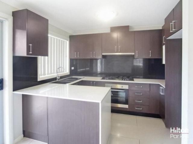 Townhouse for rent in Sydney, New South Wales