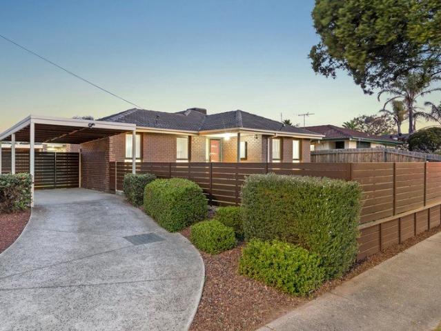 House for sale in Hampton Park, Melbourne