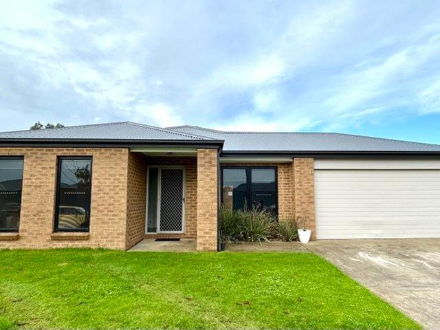 House for rent in Koroit, Victoria