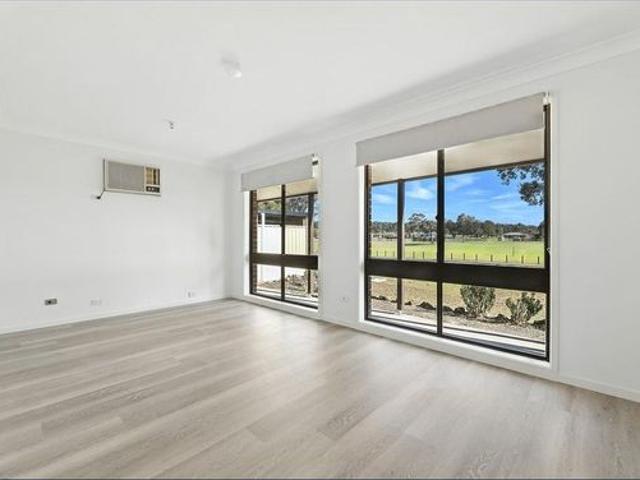 House for rent in Bligh Park, Sydney