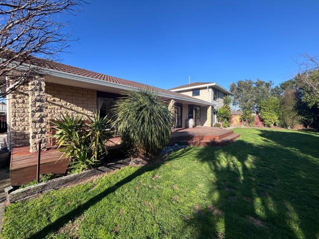 House for rent in Chaslands, Canterbury