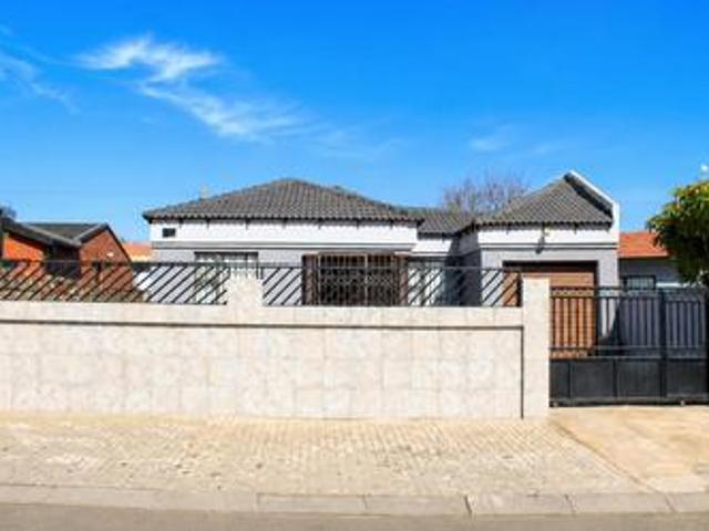 House for sale in Ekurhuleni, Gauteng