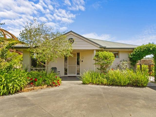 House for rent in Lakes Entrance, Victoria