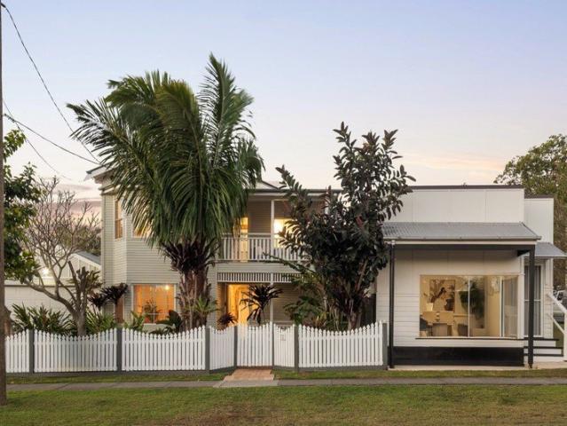 House for sale in Camp Hill, Greater Brisbane