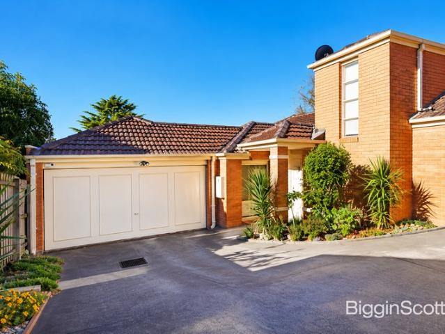 Townhouse for sale in Camerons Creek, Victoria