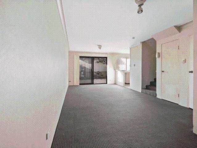 Townhouse for rent in Sydney, New South Wales