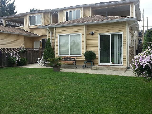 Duplex for rent in Burnaby, British Columbia