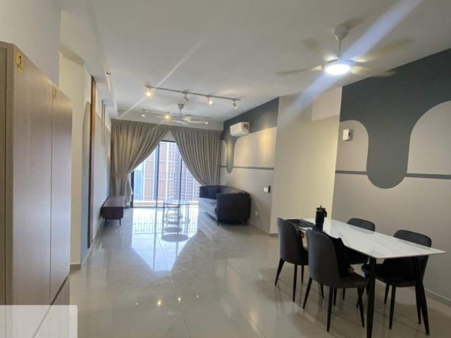 Room for rent in PJU 8, Petaling Jaya