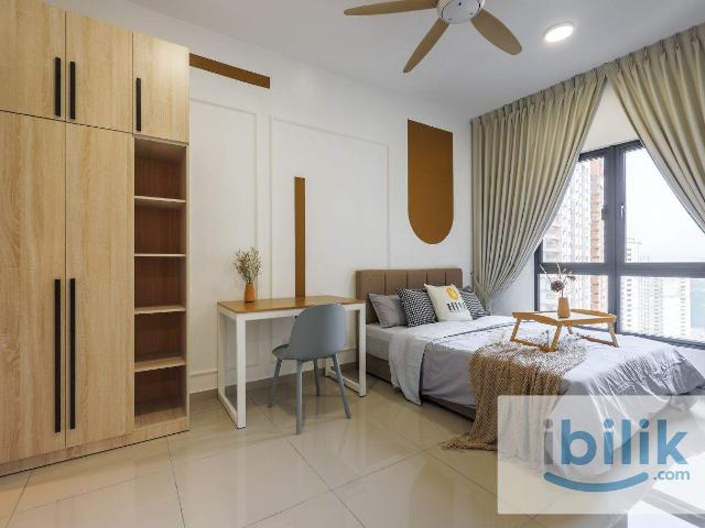 Room for rent in PJU 8, Petaling Jaya