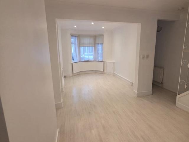 House for rent in Lower Edmonton, Greater London