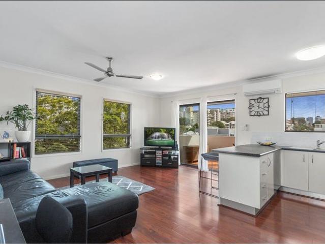 Apartment for rent in Toombul, Queensland