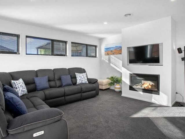 Townhouse for rent in Sandy Bay, Hobart