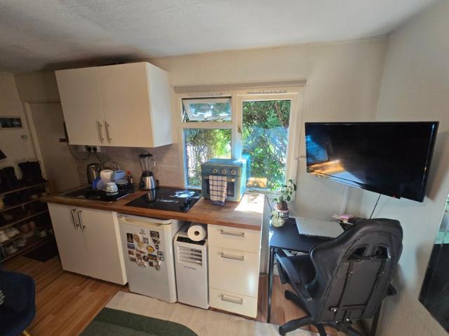 Studio for rent in Brent Cross, Greater London