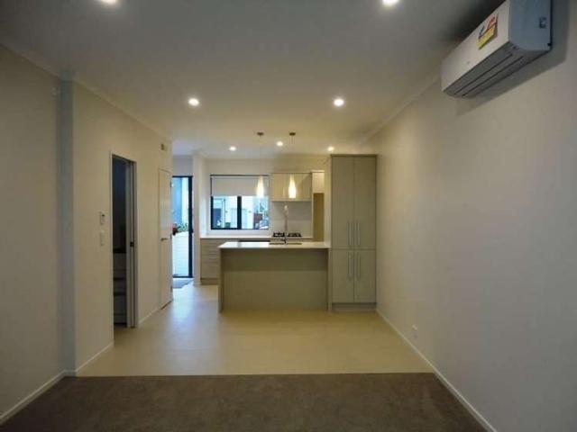 Townhouse for rent in Ormiston, Howick