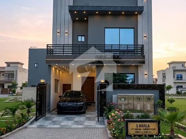House for sale in Faisalabad, Islamabad Capital Territory
