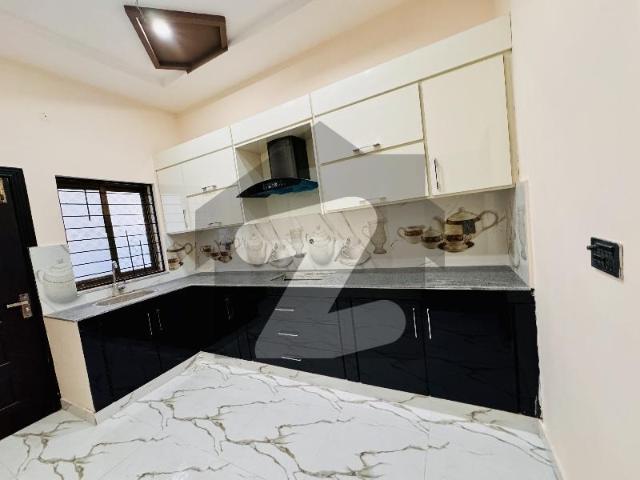 House for sale in Faisalabad, Islamabad Capital Territory