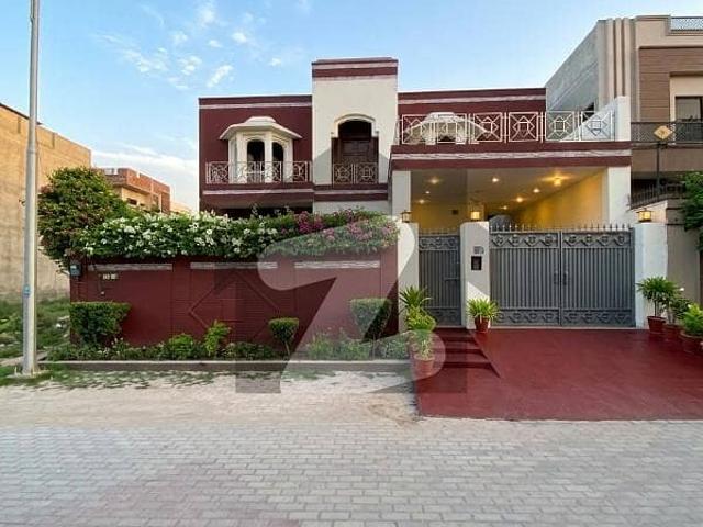 House for sale in Faisalabad, Islamabad Capital Territory