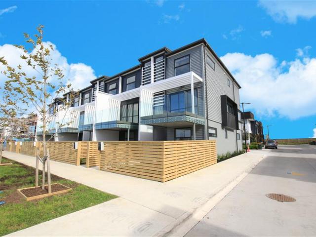 House for rent in Limeburners Bay, Upper Harbour