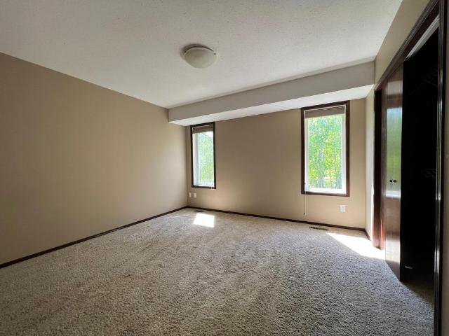 House for rent in Sylvan Lake, Alberta