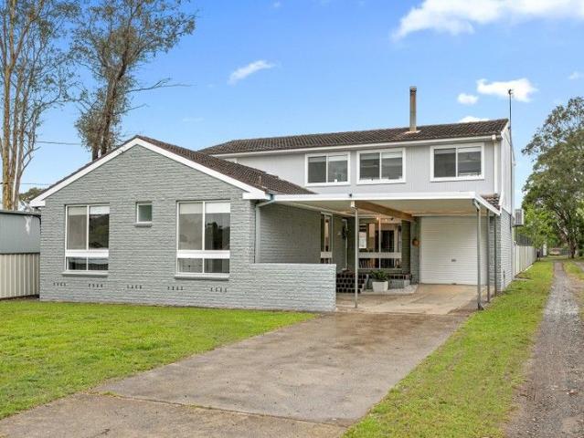 Cottage for sale in Nowra Hill, New South Wales