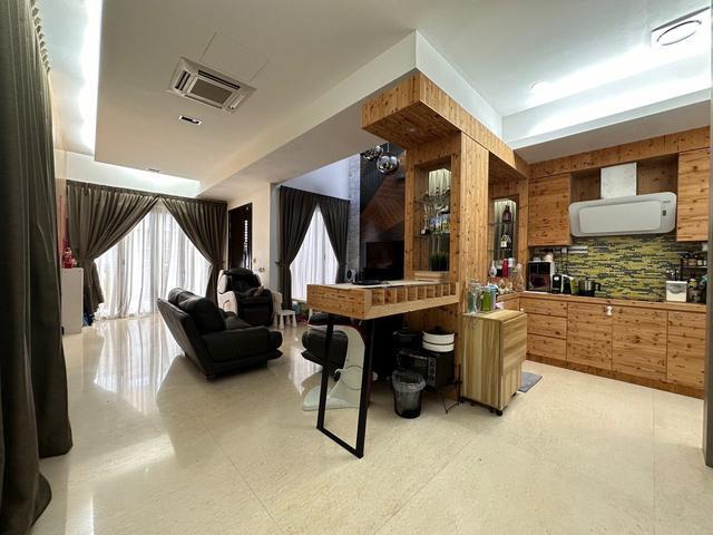 Residential House for sale in Malaka