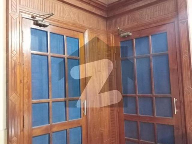 House for sale in Faisalabad, Islamabad Capital Territory