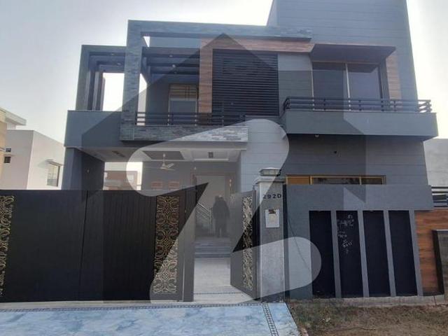 House for sale in Faisalabad, Islamabad Capital Territory