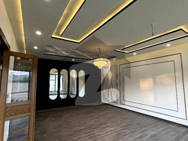 House for sale in Faisalabad, Islamabad Capital Territory