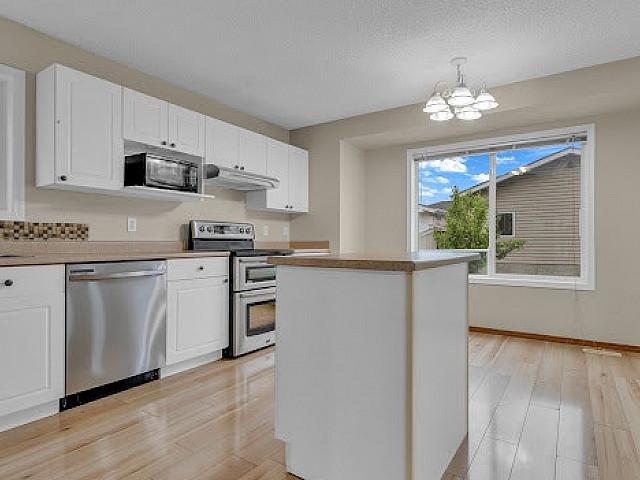 House for sale in Wedgewood, Alberta