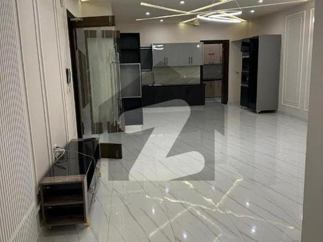 House for sale in Faisalabad, Islamabad Capital Territory