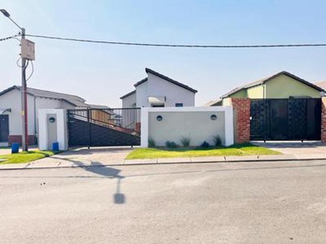 House for sale in Vosloorus, Gauteng