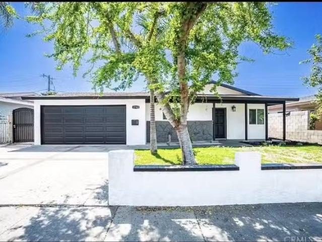 House for rent in Santa Ana